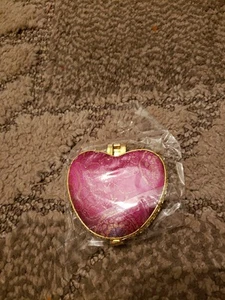 Two Sided Heart Shaped Padded Silk Embroidered Make-up Mirror Compact Pink - Picture 1 of 3
