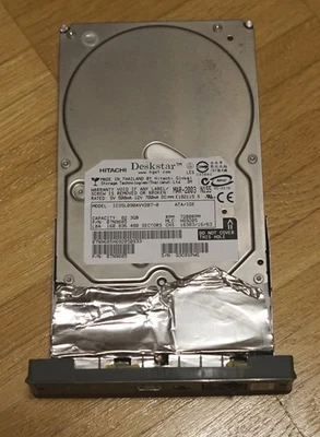 HDD Hitachi 82,3 GB IC35L090AVV207-0 ATA IDE externe Festplatte - Bild 1 von 2