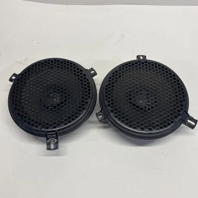 Pair of Rear Door Speakers 56038657AA OEM Jeep Grand Cherokee WJ 99-04 - Image 1 of 4