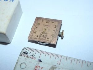 Vintage Longines 8LN Dial Manual wind Wrist Watch Movement Parts Only - Picture 1 of 14
