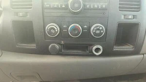 09 CHEVY SILVERADO 2500 Heater A/c Control Ac Manual Control (opt C67) - Picture 1 of 1