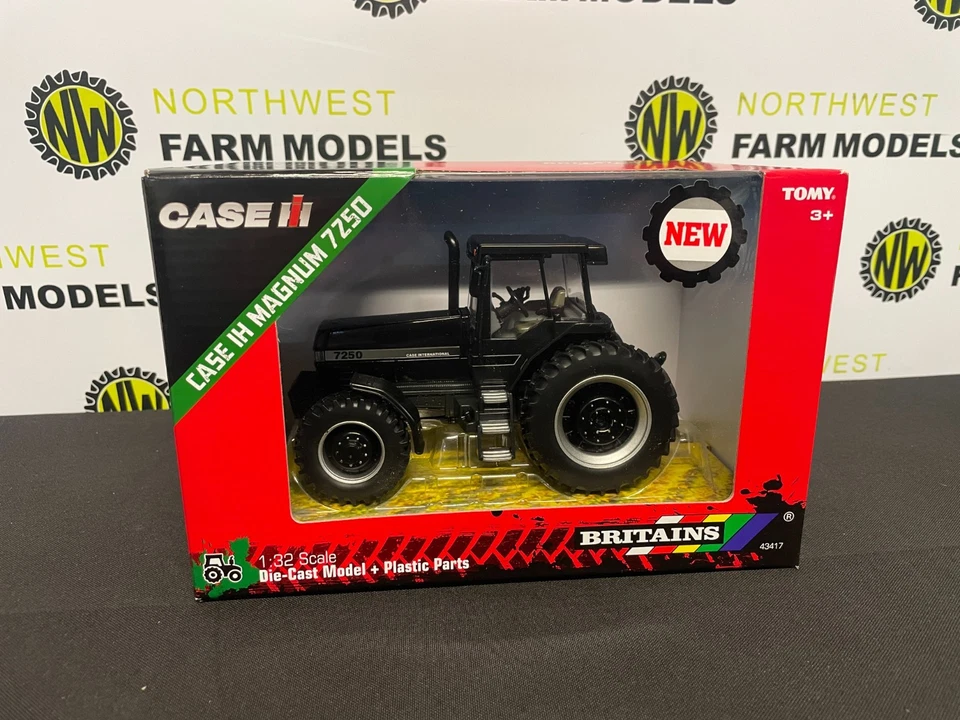 BRITAINS 43416 1:32 SCALE CASE IH MAGNUM 7250 BLACK LIMITED EDITION - Image 1 of 1