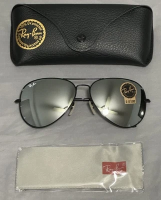 Gafas de sol Ray-Ban Aviator RB3026 plateadas con lentes espejadas marco negro 62 mm Foto 1 de 4