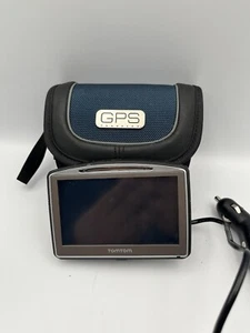 TomTom Go 7204.3 Inch Widescreen Touch Screen + car power cord only - Picture 1 of 8