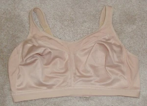 Women's Playtex 18 Hour Active Comfort Nude Wireless Bra - Size 40DDD - Nice! - Picture 1 of 2