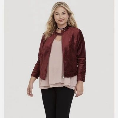 Chaqueta Moto Terciopelo Torrid Borgoña Mujer Talla 2 2X, Cremallera, Bolsillos, Forrada Foto 1 de 4