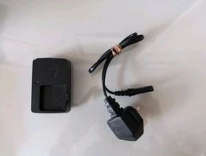 Cargador de Batería Original Sony BC-CSN para Baterías Cyber-Shot NP-BN1 - Imagen 1 de 3