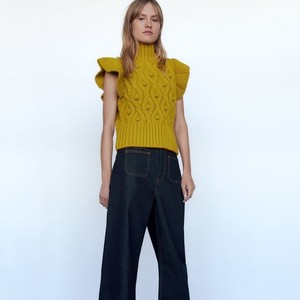 CHALECO JACQUARD WINNIE THE POOH ©DISNEY - Multicolor | ZARA España