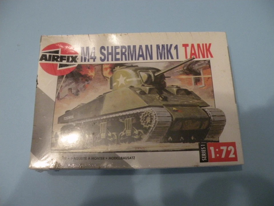 AIRFIX M4 SHERMAN MK1 TANK NUOVO/NEW/BLISTERATO/SIGILLATO SU SPRUE - Immagine 1 di 1