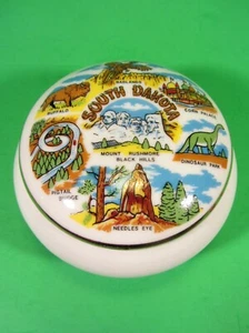 South Dakota Porcelain Footed Round Souvenir Trinket Box Mount Rushmore Badlands - Picture 1 of 7
