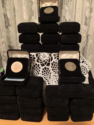 1 Ruble Coins From Russia USSR Soviet Union Lot of 27 **Uncirculated** 31mm Coin - Image 1 of 4