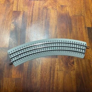Lionel 6-12015 - FasTrack - O-36 Curved Track - Picture 1 of 8