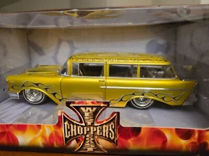 Discontinued 1:24 Gold Chevrolet Nomad West Coast Choppers - Picture 1 of 5