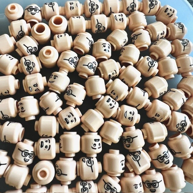 1 Pieza Cabeza LEGO Cabezas de Turrón MINIFIGURA ALEATORIA Lote Parte, Ninjago, Castle City Foto 1 de 1