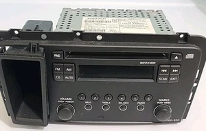 Volvo HU-650 in dash single CD RADIO tuner AM/FM OEM S60 V70 XC70 05-09 HU650 - Picture 1 of 7
