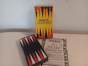 Vintage Cathay Folding Magnetic Travel Backgammon Set 5"x 5" Nº849c Boxed Unused - Picture 1 of 5