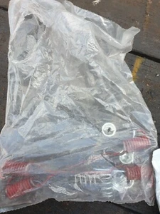 Kit de reparación de freno de tambor Izuzu NPR, resortes para zapatos de freno. - Imagen 1 de 1