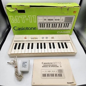 Casio Casiotone MT-11 Electronic Keyboard Analog 32 Key w Original Box + Manual - Picture 1 of 11