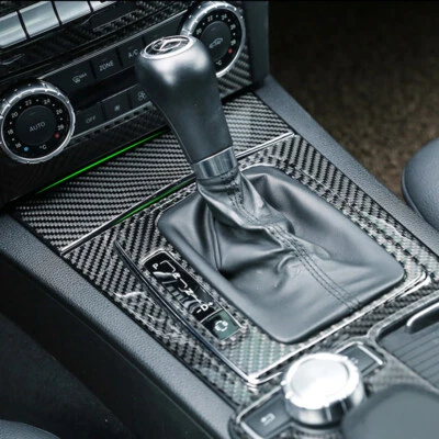 Cubierta de cargador de encendedor de cigarrillos de fibra de carbono suave para Mercedes Benz Clase C W204 Foto 1 de 4