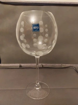 Винный бокал Mikasa Cheers с травлеными пузырьками кубок 24,5 унции сменный - Изображение 1 из 4