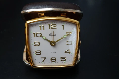 Vintage Grants Travel Alarm Clock Wind-Up with Collapsible Case Japan Cover