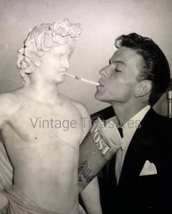 Frank Sinatra Smoking Cigarette with Statue Photo Print Poster - Picture 1 of 1