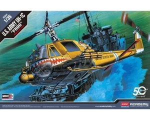 Academy U.S. Army Bell UH-1C "Frog" 1:35 12112 modellismo - Imagen 1 de 5