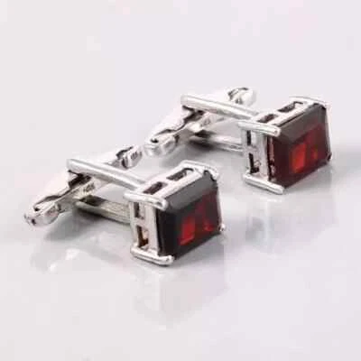 Gemelos para hombre de granate rojo creados en laboratorio corte esmeralda de 2,9 quilates chapados en oro blanco de 14 k Foto 1 de 3