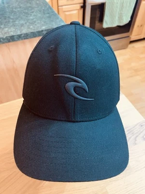 Rip Curl Classic Ballcap Embroidered Logo Black on Black Flexfit Size M/L - Image 1 of 4