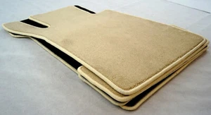 Lengenfelder Fußmatten für Mercedes W107 R107 SL + CREME BEIGE + RUTSCHFEST NEU - Bild 1 von 4