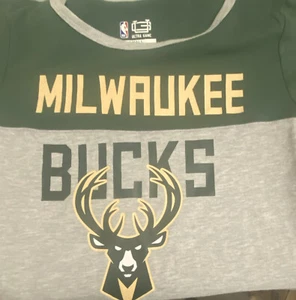 Milwaukee Bucks NBA Ultra Game 3/4 Sleeve Tee Women's Small Green, Gray, & White - Picture 1 of 8