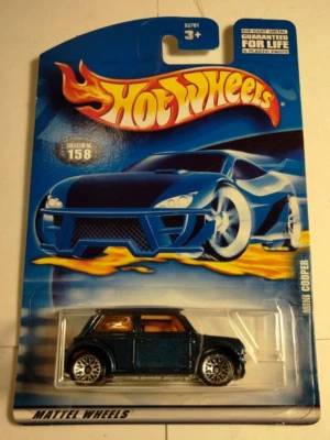 2000 Hot Wheels 35th Anniversary MINI COOPER blue - Image 1 of 4
