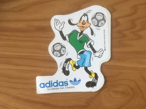 AUTOCOLLANT ADIDAS DINGO DISNEY F57 - Picture 1 of 1