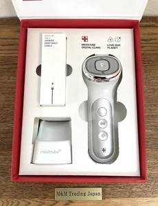 Medicube AGE-R USSERA Deep Shot ME-USSERA-01 Home Skin Care Beauty Gerät getestet - Bild 1 von 15