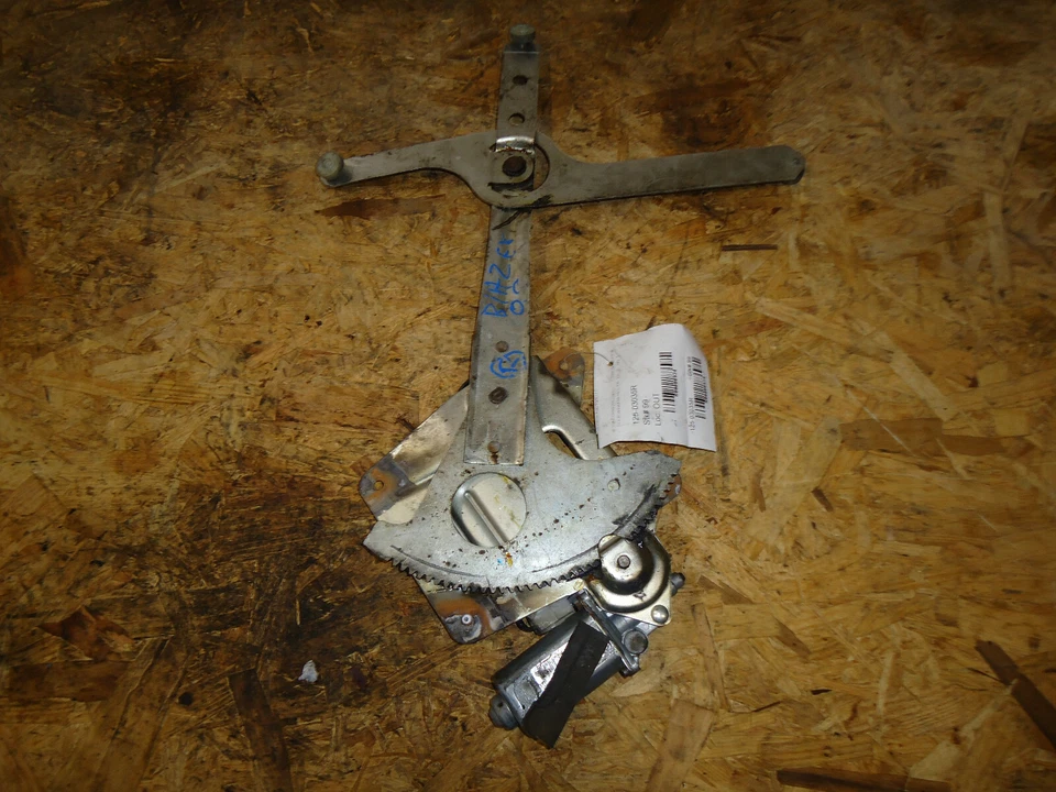 2000 GMC JIMMY FRONT RIGHT POWER WINDOW REGULATOR WITH MOTOR - Image 1 of 4