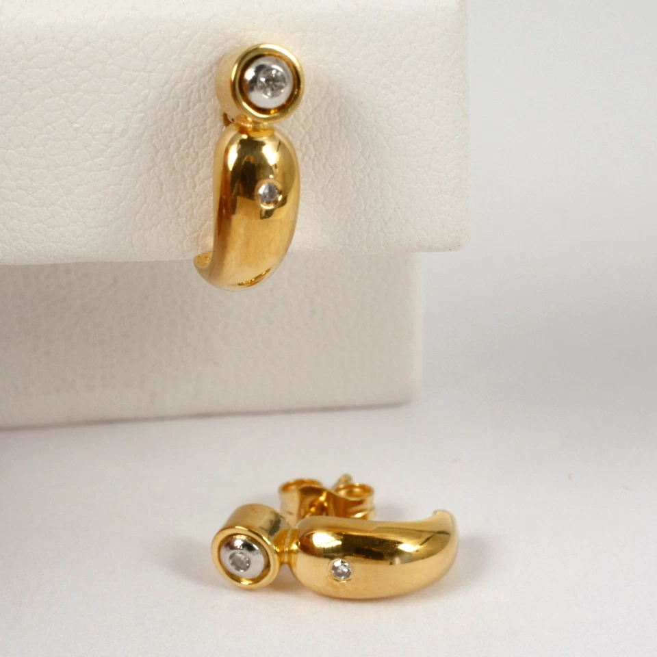 Ohrringe Ohrstecker in 333 Gold 8 Karat mit Zirkonia Halbcreolen - Bild 1 von 1