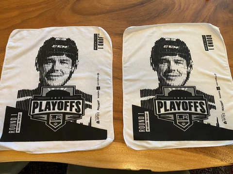 2 Los Angeles Kings Towels -  Oilers Playoffs Round 1 Game 6 Dustin Brown Cover