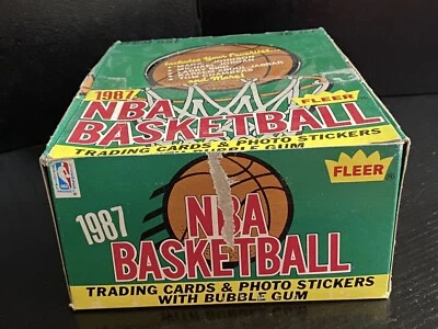 Caja de exhibición vacía de baloncesto Fleer 1987 NBA sin línea Michael Jordan segundo año NBA Foto 1 de 4