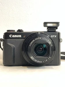 Canon G7X Mark II Camera - Picture 1 of 10