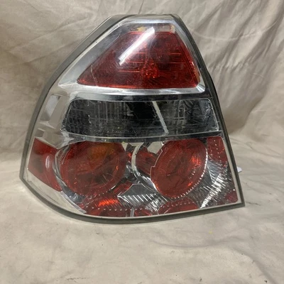 2007-2008 Chevrolet Aveo Left / Passenger / LT Tail Light Taillight OEM - Image 1 of 4