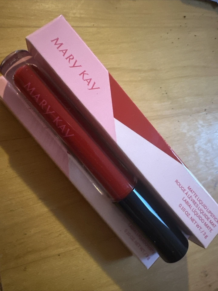 Mary Kay MATTE LIQUID LIPSTICK Limited Edition Classic Red - Image 1 of 1