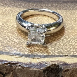 Vintage SW Sterling Silver 925 CZ Solitaire Ring Band Size 4 Wedding Engagement - Picture 1 of 10