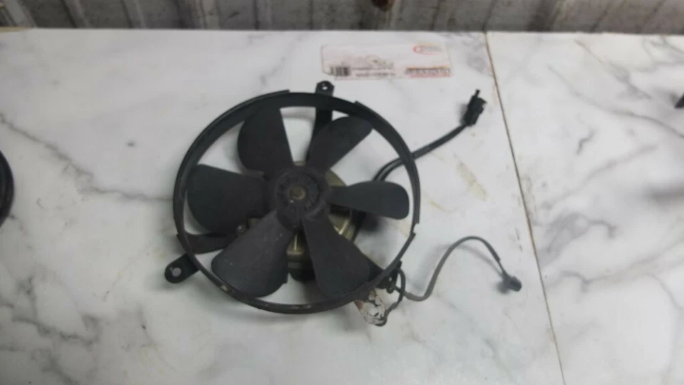 Ventilador de refrigeración radiador europeo Honda ST1100 ST 1100 97 Pan Foto 1 de 4