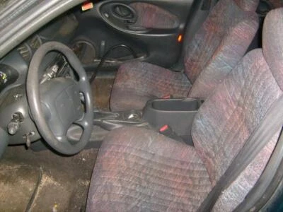 Conjunto de luz trasera derecha usado se adapta a: Pontiac Grand am SE 1998 grado derecho A Foto 1 de 4