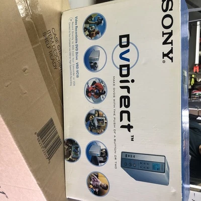 Sony VRD-VC10 Home Video Archiver CAMCORDER/VHS To DVD Convertor + DVD+R Disks! - Image 1 of 4