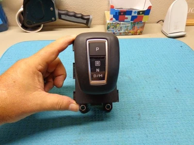 SELECTOR DE CAMBIO DE CAMBIOS TRANSMISIÓN AUTOMÁTICA MITSUBISHI OUTLANDER 22 23 24 Foto 1 de 4