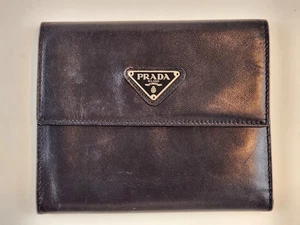 echt Prada Geldbörse dreifach faltbar Tasche schwarz Leder Logo Etui Münze Kreditkarte - Bild 1 von 20