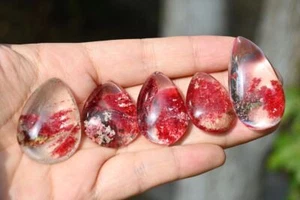 Roter Geist Phantom Anhänger (kann Loch bohren) Reiki Kristall Dekor Heilung Geschenk 5 Stck. - Bild 1 von 10