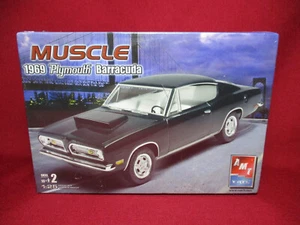 1969 Plymouth Barracuda Muscle Car '69 Cuda AMT Ertl 1/25 Scale Model Kit 38275 - Picture 1 of 4