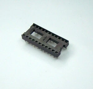 2 pezzI Zoccolo DIP22 Socket IC Robinson Nugent passo 2,54mm distanza file 10,16 - Foto 1 di 1
